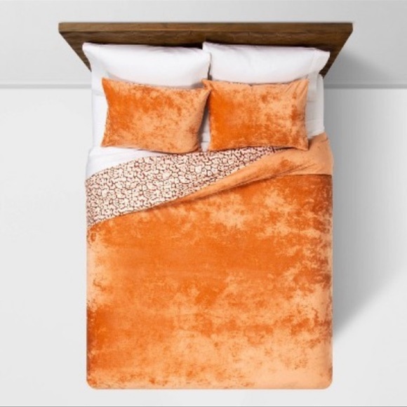 Opalhouse Bedding Opalhouse Rust Reversible Velvet Leopard Print Comforter Sham Set Full